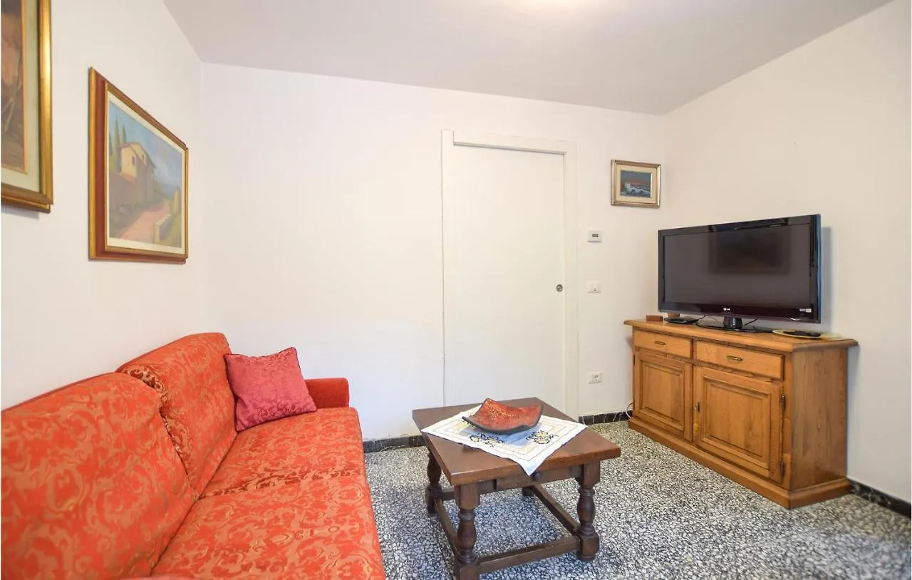 2 Bedroom Amazing Home In מסרוסה איטליה